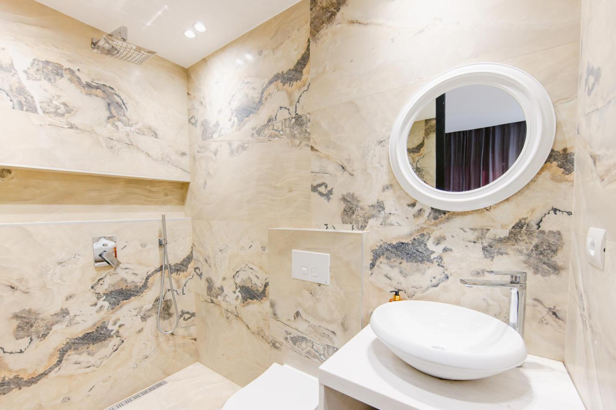 Durres Str Modern Apartments - The Nest تيرانا المظهر الخارجي الصورة